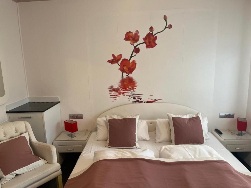 Postel nebo postele na pokoji v ubytování Hotel Höhn