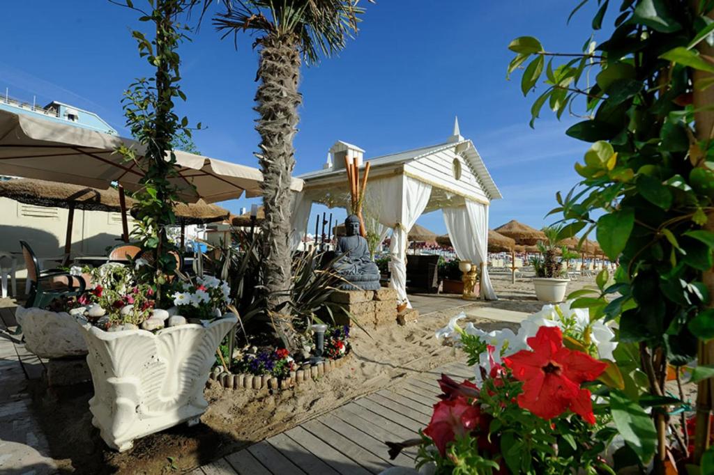 Zahrada ubytování Hotel Thea