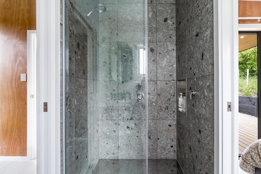 Ngahere Views - Rural Cabin 5 min drive to Raglan township - Resim 10