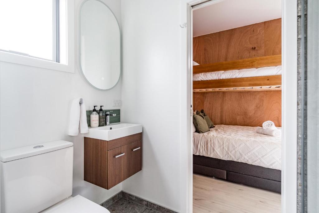 Ngahere Views - Rural Cabin 5 min drive to Raglan township - Resim 12