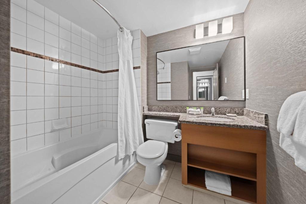 Sandman Hotel Calgary Airport - Resim 42