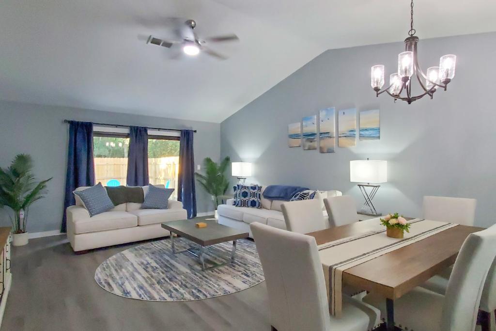 Et opholdsområde på Water Street Beauty