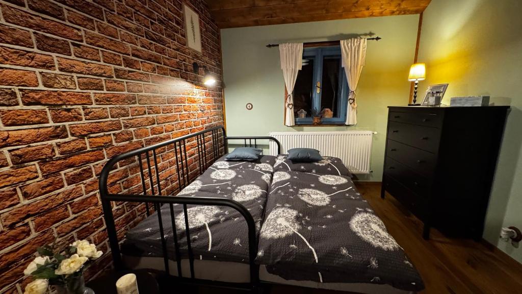 Postel nebo postele na pokoji v ubytování Chalupa - Josefína