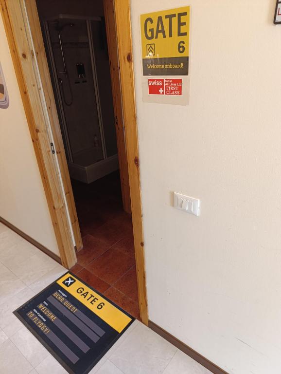 Certifikát, hodnocení, plakát nebo jiný dokument vystavený v ubytování FlyBGY