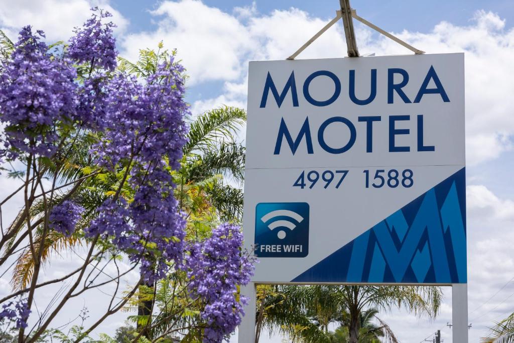 Certifikát, hodnocení, plakát nebo jiný dokument vystavený v ubytování Moura Motel