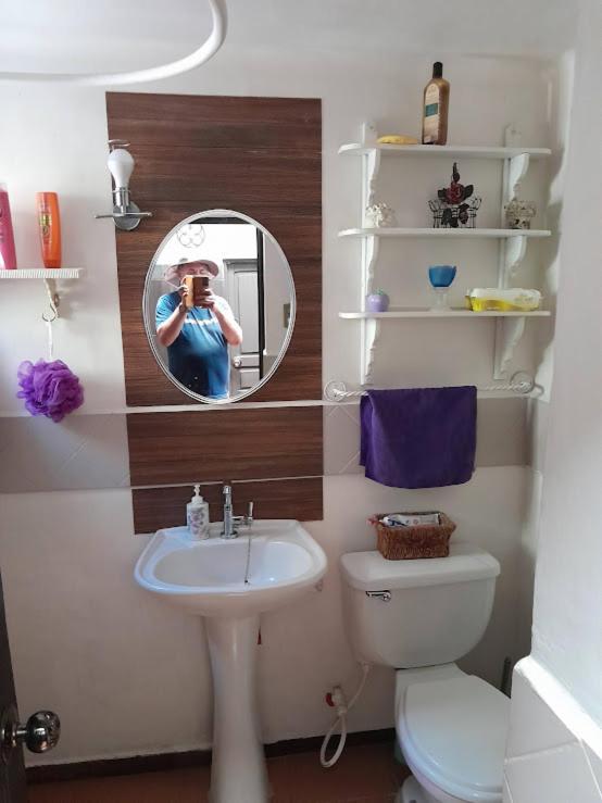 Cabaña La Rinconada Cayara - Sala Familiar Con Baño Privado