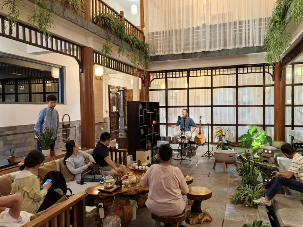 Hosté ubytování Dali Yanyuan Erhai Retreat