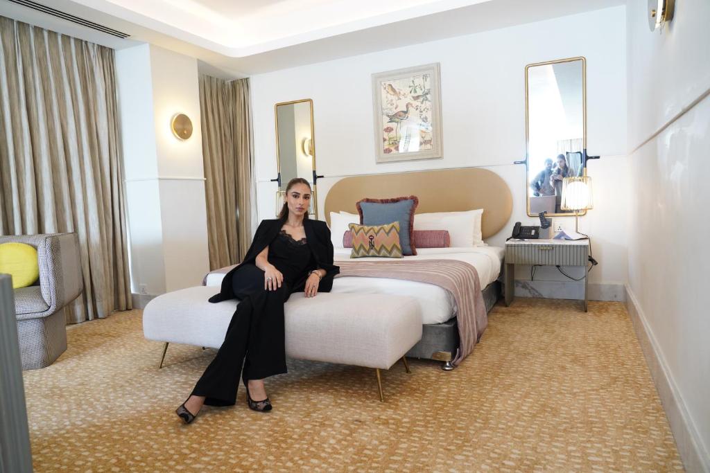 The Nishat Hotel - Suite