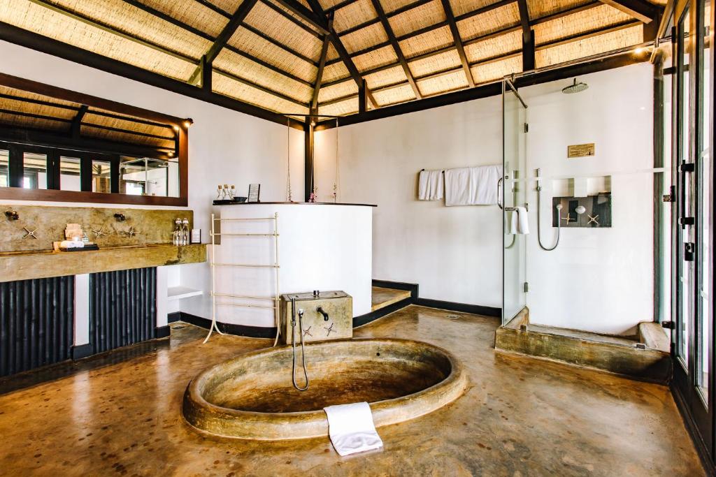 Jacuzzi Villa