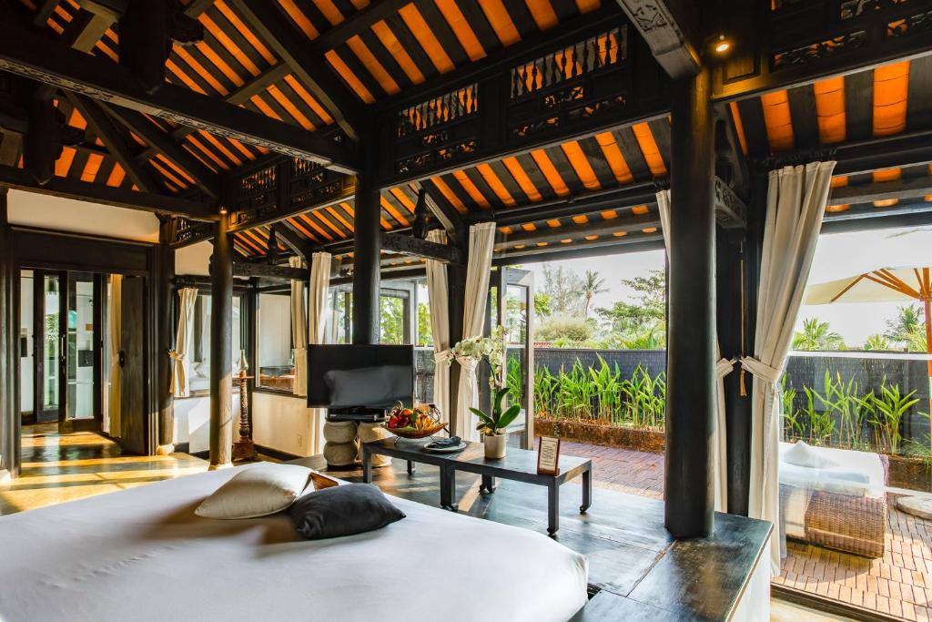 Jacuzzi Villa