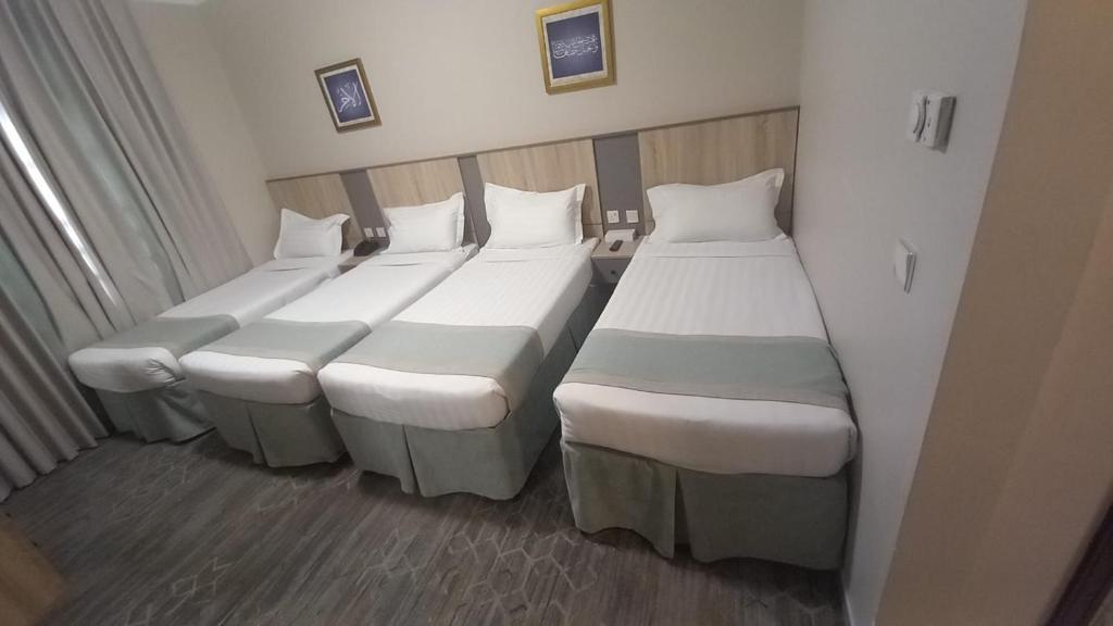 Emaar Taiba Hotel - Standard -Triple Room