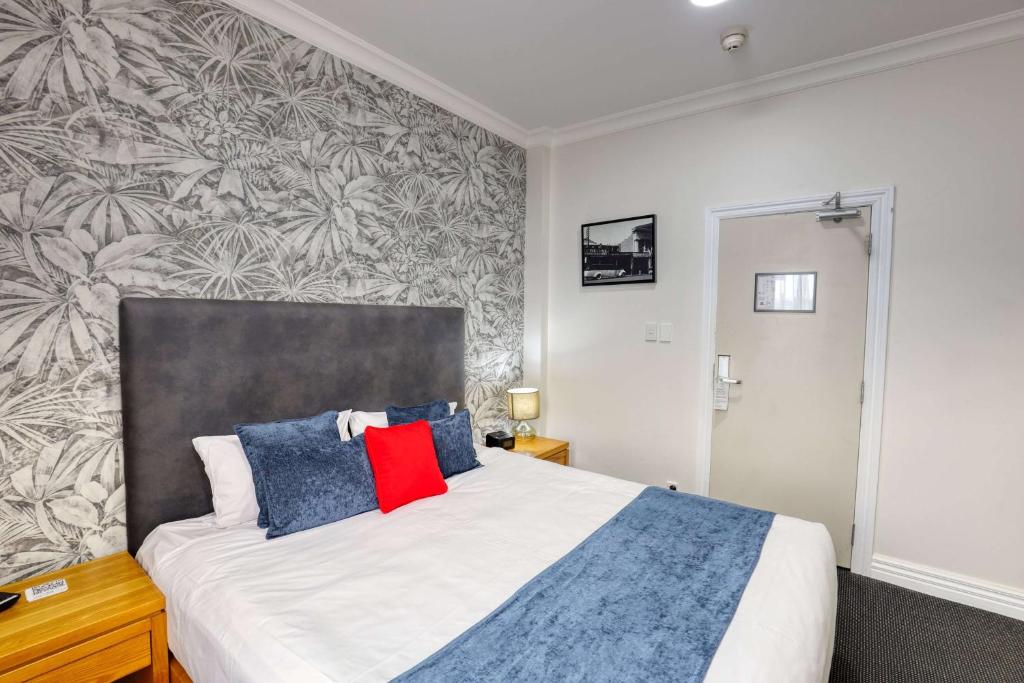 Ramada by Wyndham, Hamilton City Center - Resim 31