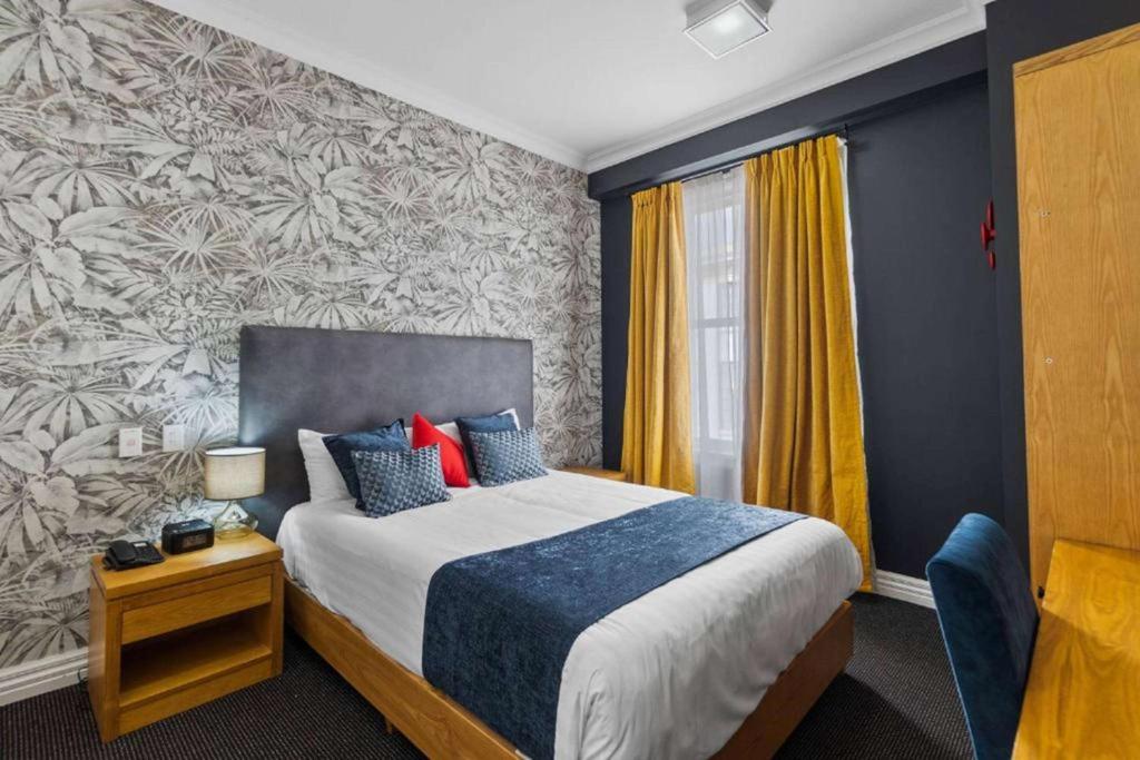 Ramada by Wyndham, Hamilton City Center - Resim 41