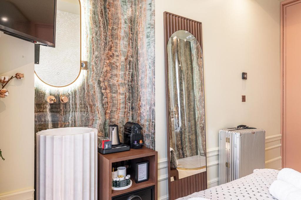 Naomi Nice - Resim 27