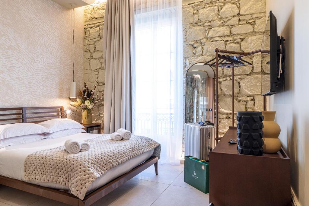 Naomi Nice - Resim 44