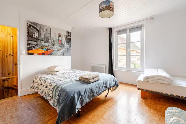 Photo de la galerie de l'établissement Petit Maison au centre-ville, à Senonches