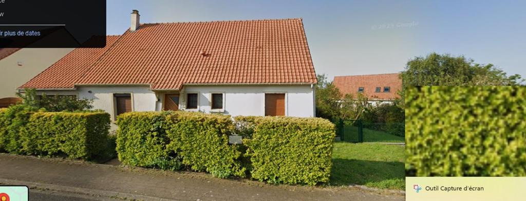 Vonkajšia záhrada v ubytovaní Chez Nath