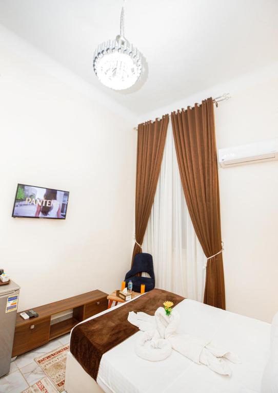 Downtown Antique Hotel - 7