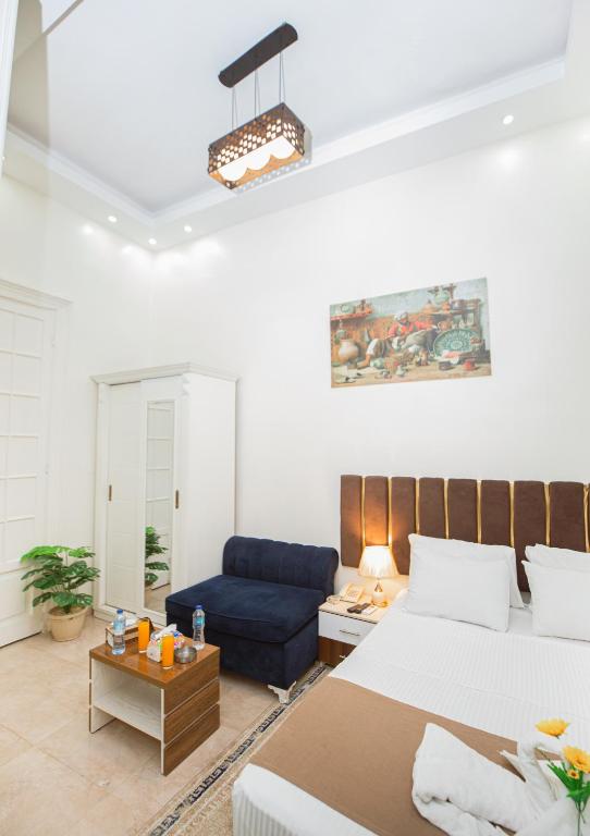 Downtown Antique Hotel - 5