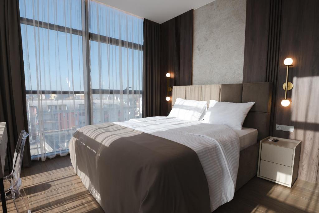 DISTRICT boutique - Deluxe Double Room