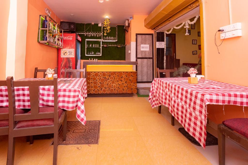 Restaurace v ubytování HOTEL AVISHA Residency