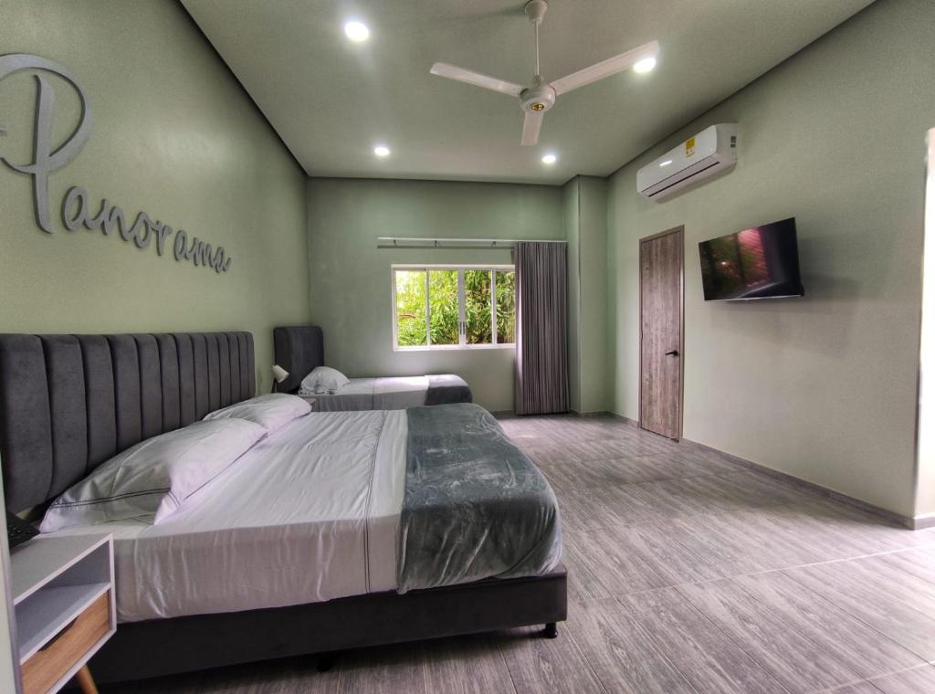 Postel nebo postele na pokoji v ubytování Hotel Panorama 1947