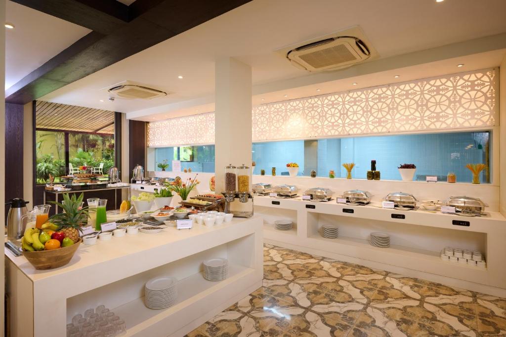 Nápoje v ubytování Sea Breeze Sarovar Portico Varca Goa