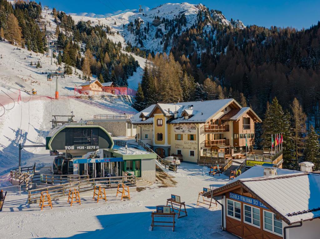 Imagen de la galería de Hotel Tita Piaz, en Canazei