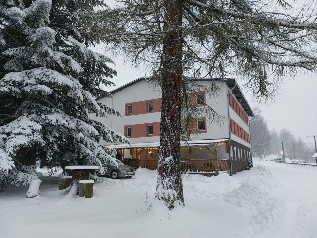 Hotel Bartošovice talvel
