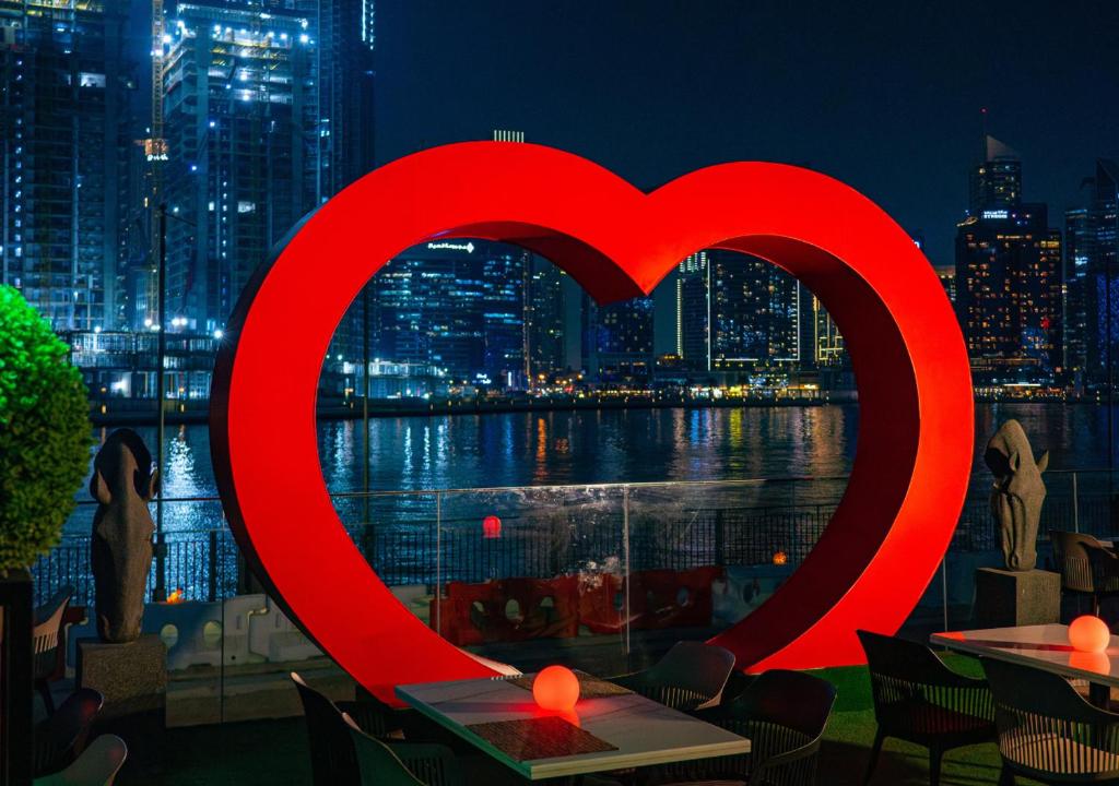 Canal Central Hotel Business Bay - Resim 44