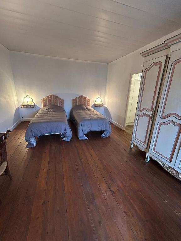 Maison Garesché - Chambres d'hôtes de charme avec table d'hôtes - Twin Room With City View