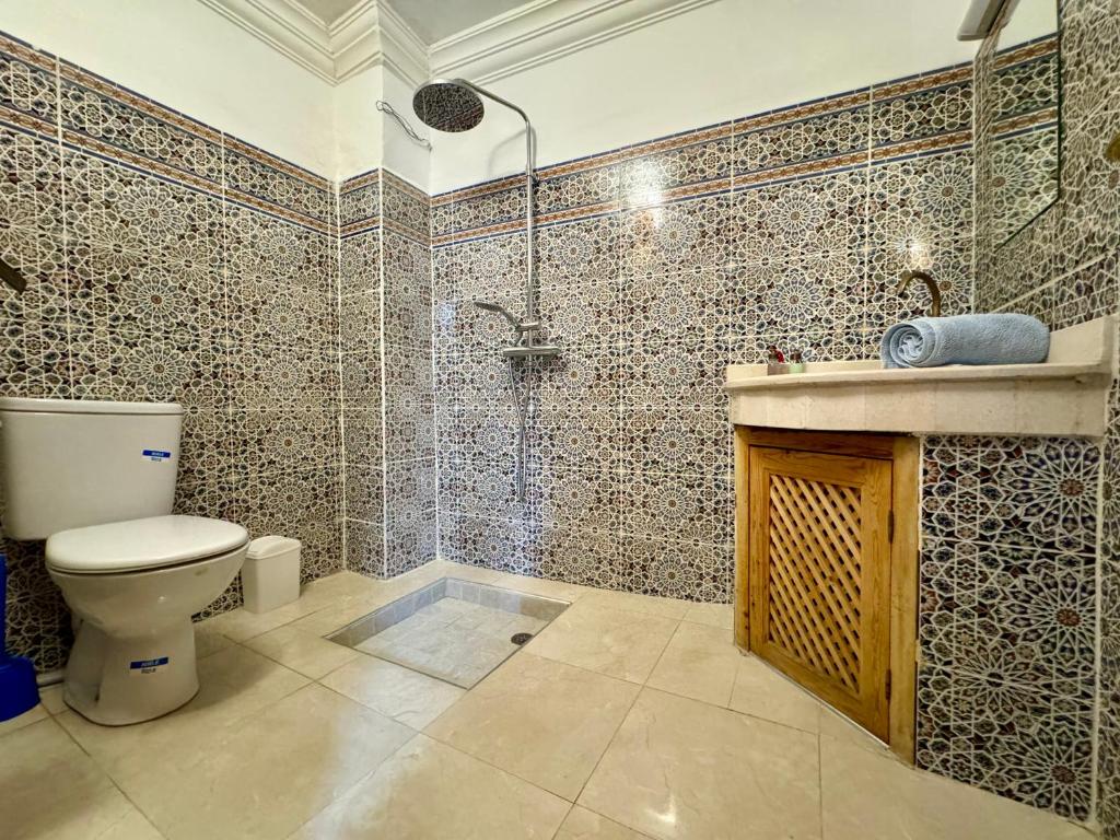 Koupelna v ubytování Riad Flottement Des Songes