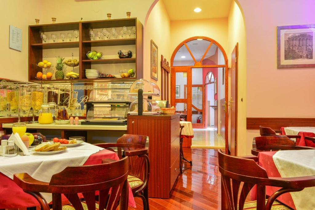 Hotel Kastel 1700 - Resim 34