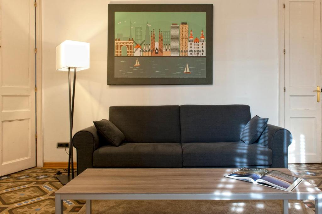 A seating area at MH Apartments Tetuan