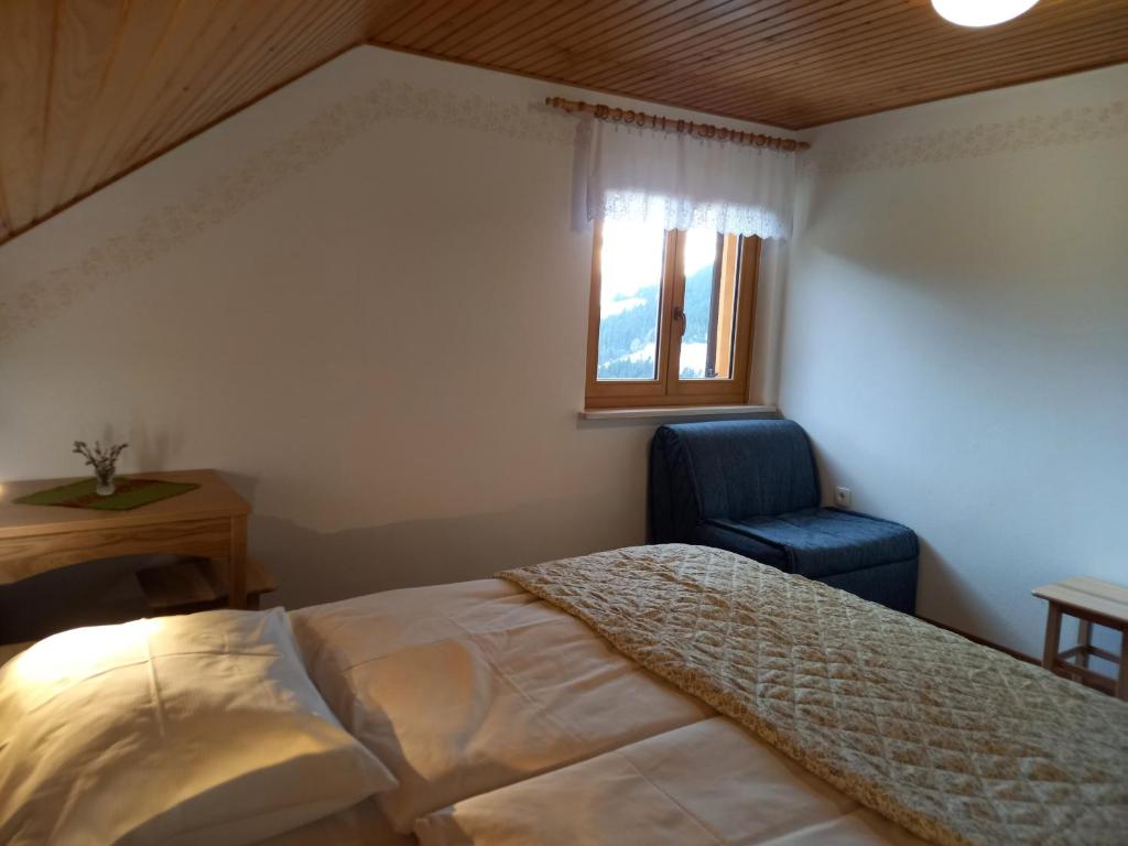 Tourist Farm Arbajter - Deluxe Double Or Twin Room With Mountain View