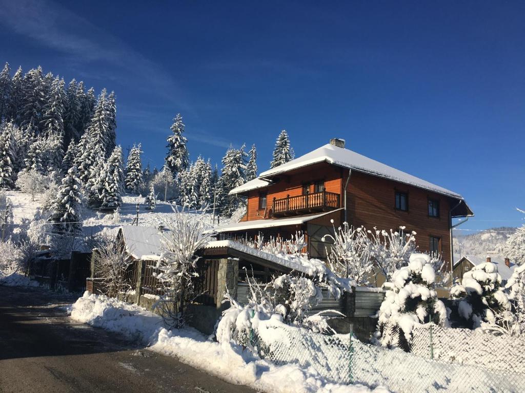 Садиба "ЯНА" v zimě