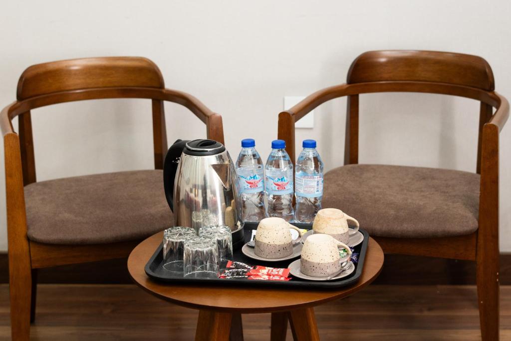 Příslušenství pro přípravu čaje a kávy v ubytování Consul Hotel