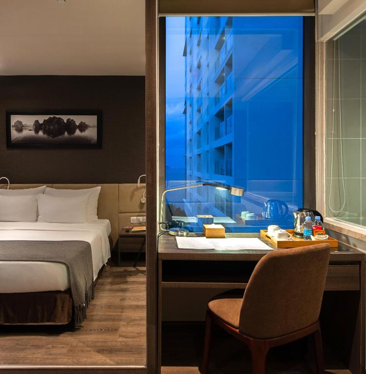 Phòng Deluxe Giường Đôi Nhìn Ra Biển