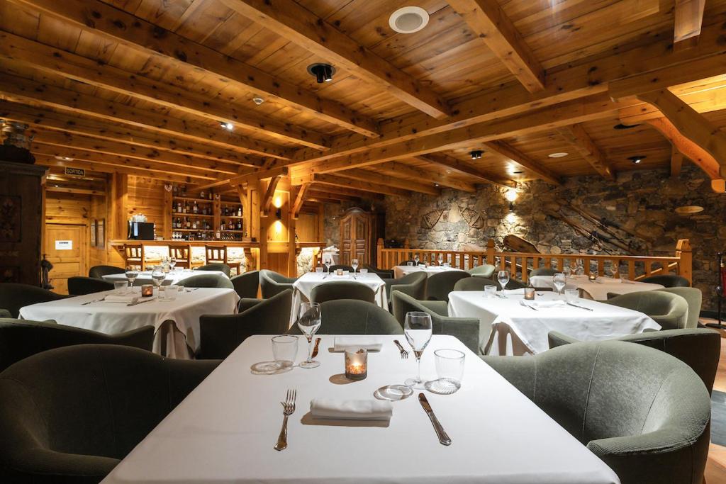 Restaurace v ubytování Hotel Xalet Montana