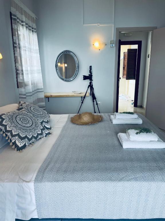 Postel nebo postele na pokoji v ubytování corfu barbati B&B