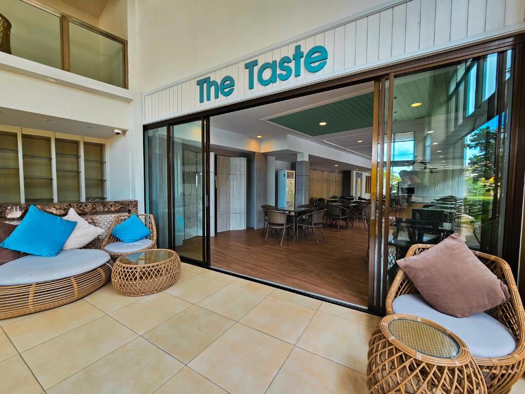 Recenta Suite Phuket Suanluang - Resim 5