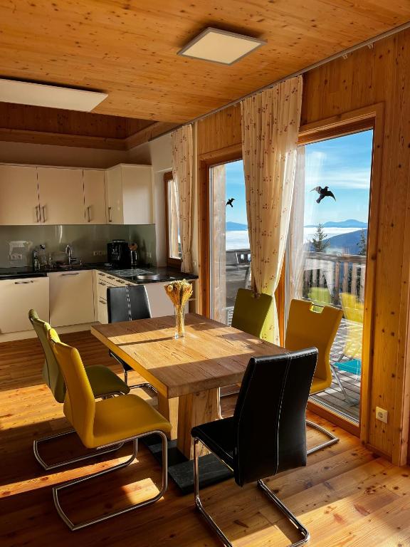 Kuchyň nebo kuchyňský kout v ubytování Almchalet Villa Diana