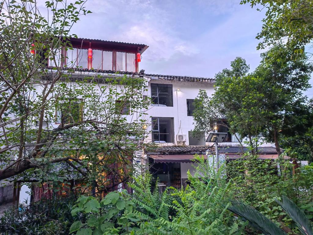 Vườn quanh Castle peak yard Inn Guilin-Free one-way pick-up service for high-speed rail