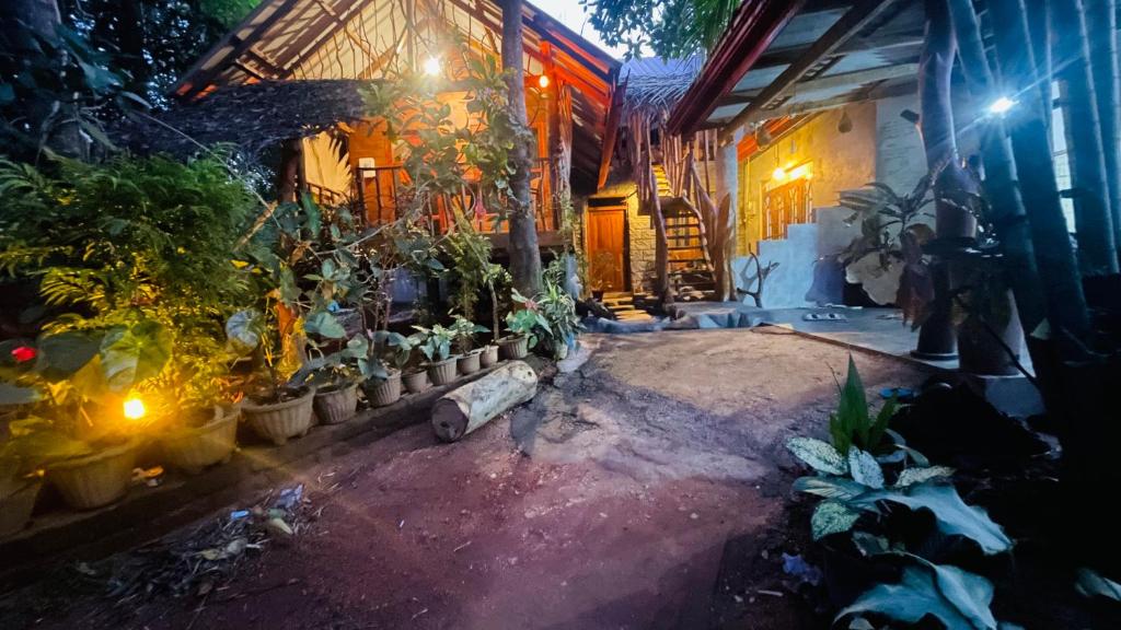 Zahrada ubytování Shan Home Stay Sigiriya
