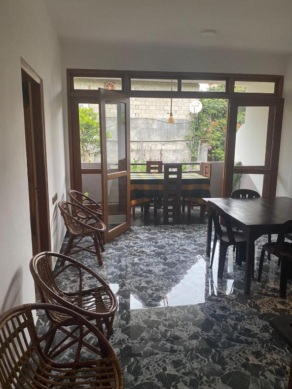 Posezení v ubytování Ella Leafy Homestay