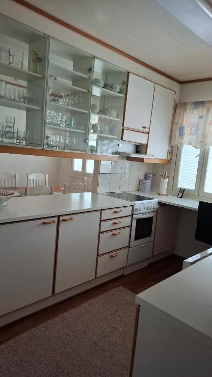 Dapur atau dapur kecil di Omakotitalo