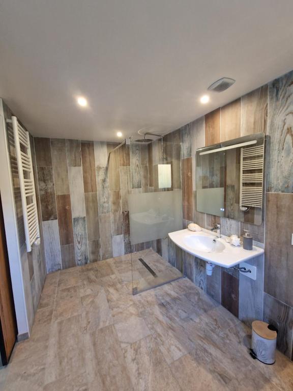 Chambres d'hotes Les sables Blancs - Double Room With Garden View