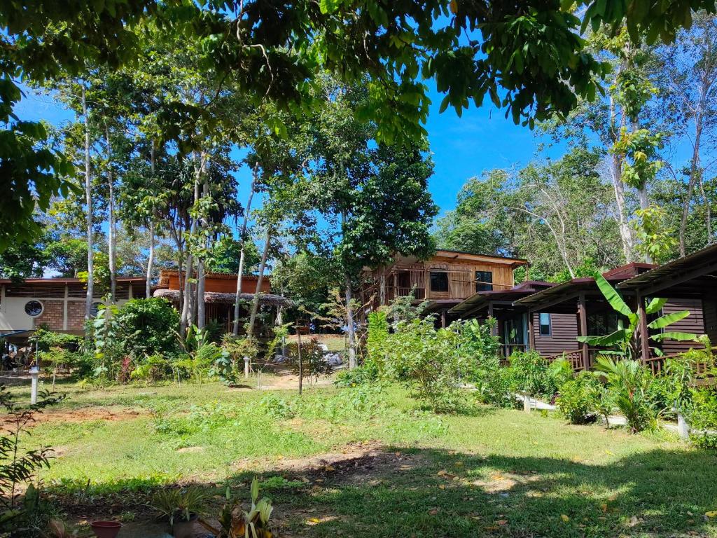 Zahrada ubytování Velora Bay Koh Jum