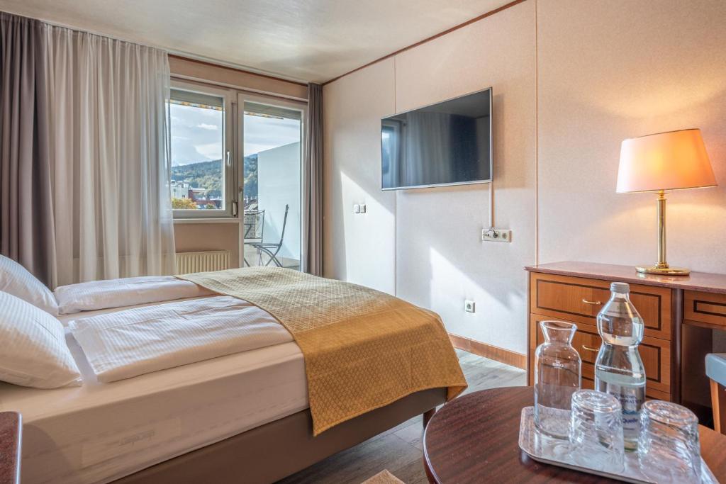 Hotel Neue Post I self check-in - Resim 12