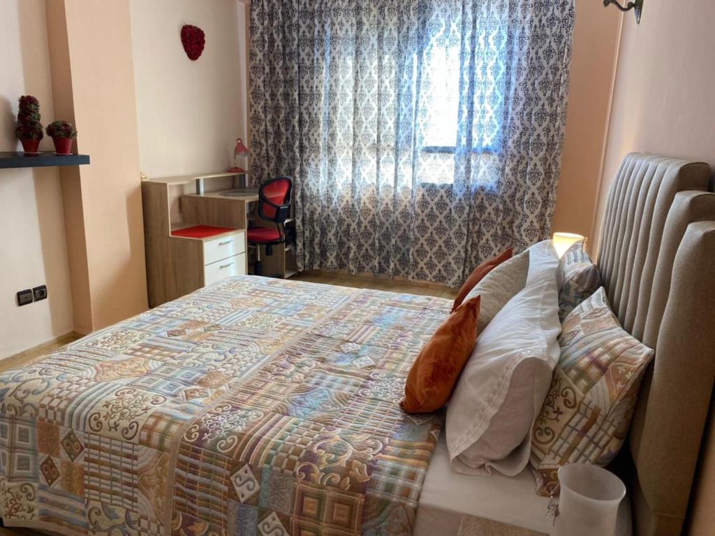 Postel nebo postele na pokoji v ubytování Rabat Central Stays